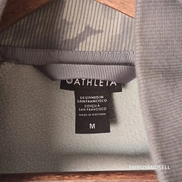 ATHLETA Triumph Printed Hoodie Women's Blue Camo Sweatshirt Full Zip Medium - Picture 6 of 8